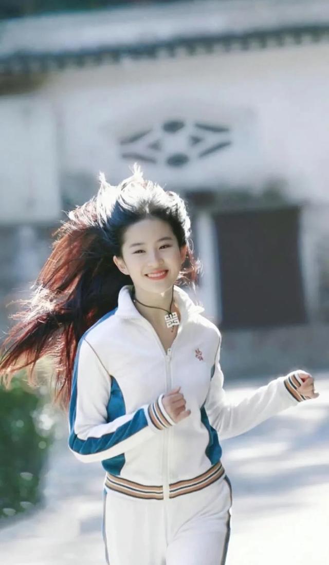 刘亦菲风采